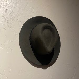 Green fedora